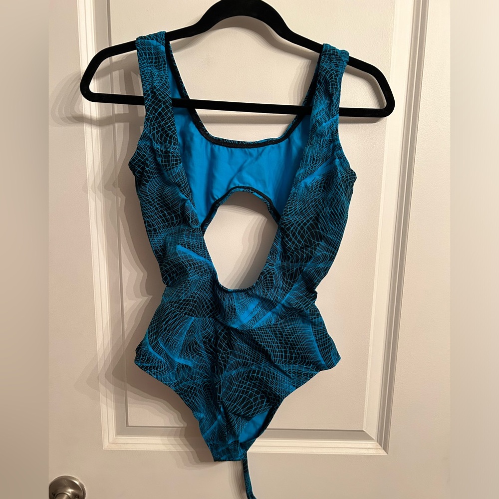 Off the Grid bodysuit - Picture 3 of 3